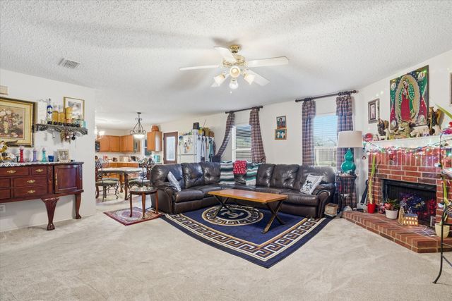 3551 Red Mine Lane, Grand Prairie, TX 75052