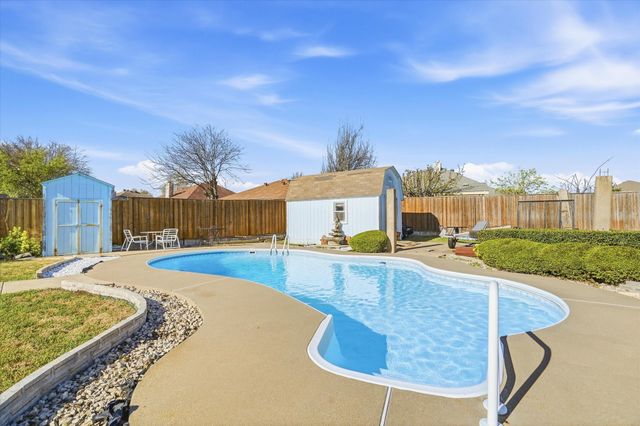 3551 Red Mine Lane, Grand Prairie, TX 75052