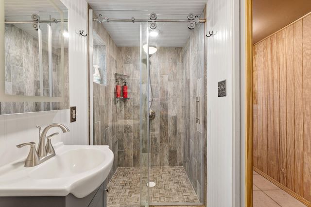 100 Pebble WAY, Buchanan Dam, TX 78609