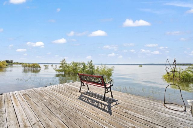 100 Pebble WAY, Buchanan Dam, TX 78609