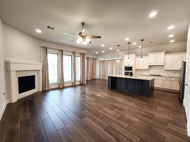 18935 Rosewood Terrace Drive, New Caney, TX 77357