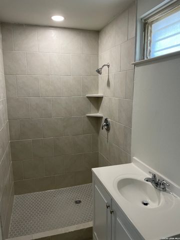 5547 Stonybrook, San Antonio, TX 78242