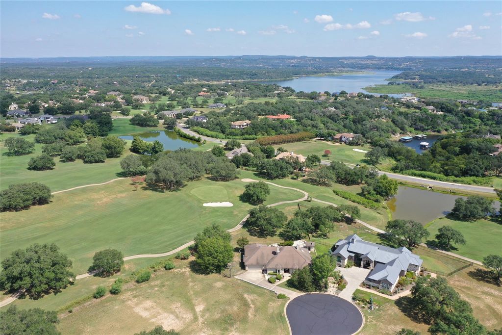2104 Chipshot CT, Spicewood, TX 78669