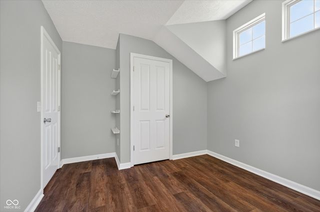 5027 Brookstone Way, Indianapolis, IN 46268