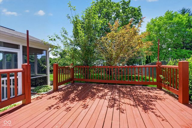 5027 Brookstone Way, Indianapolis, IN 46268
