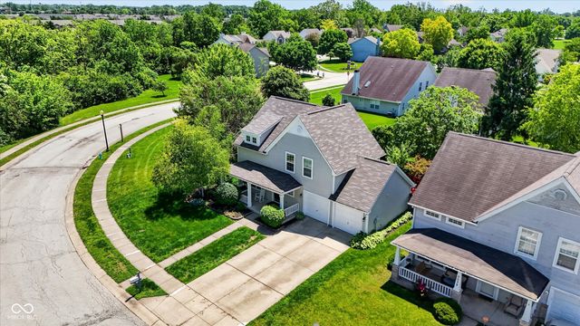 5027 Brookstone Way, Indianapolis, IN 46268