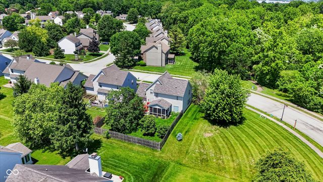 5027 Brookstone Way, Indianapolis, IN 46268