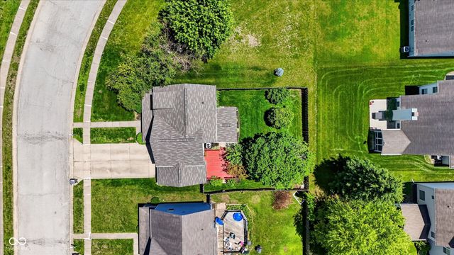 5027 Brookstone Way, Indianapolis, IN 46268