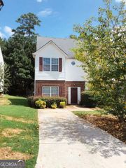 301 Brookview Drive, Riverdale, GA 30274