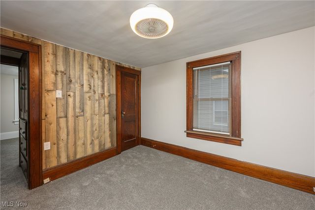 485 Lloyd Street, Barberton, OH 44203