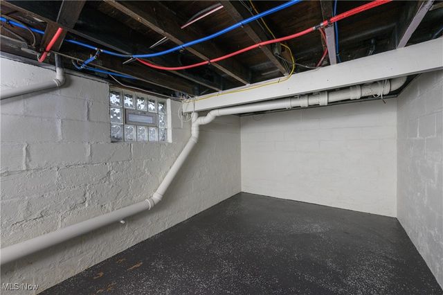 485 Lloyd Street, Barberton, OH 44203