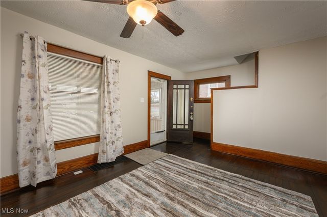 485 Lloyd Street, Barberton, OH 44203