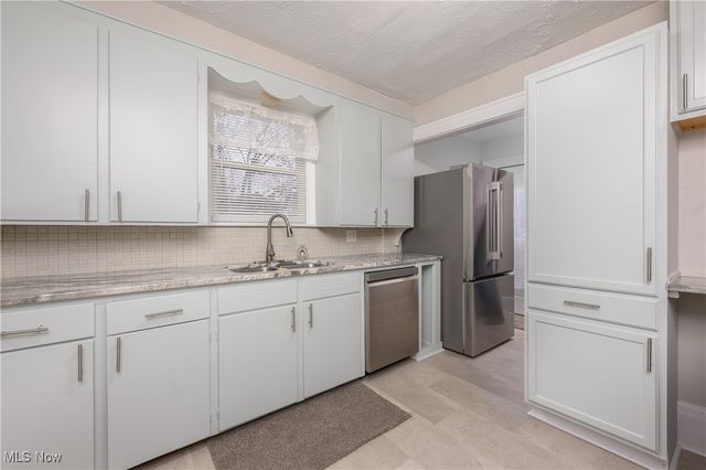 485 Lloyd Street, Barberton, OH 44203