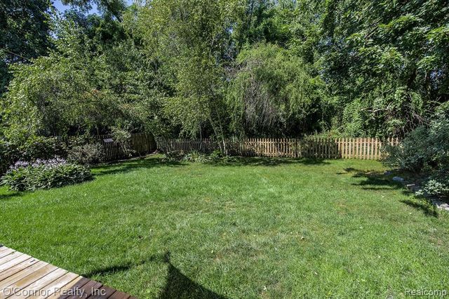 950 Hunter Court, Marysville, MI 48040