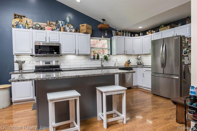 950 Hunter Court, Marysville, MI 48040