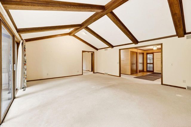 18 Larch Circle, Madison, WI 53705