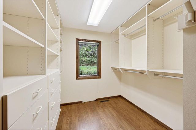 18 Larch Circle, Madison, WI 53705