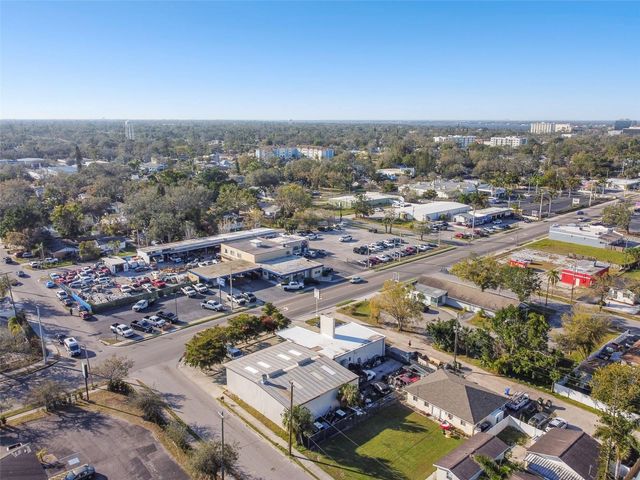 2011 9TH STREET W, Bradenton, FL 34205