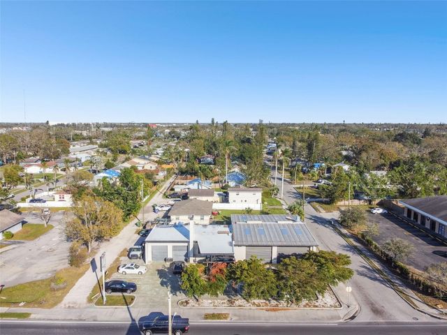 2011 9TH STREET W, Bradenton, FL 34205