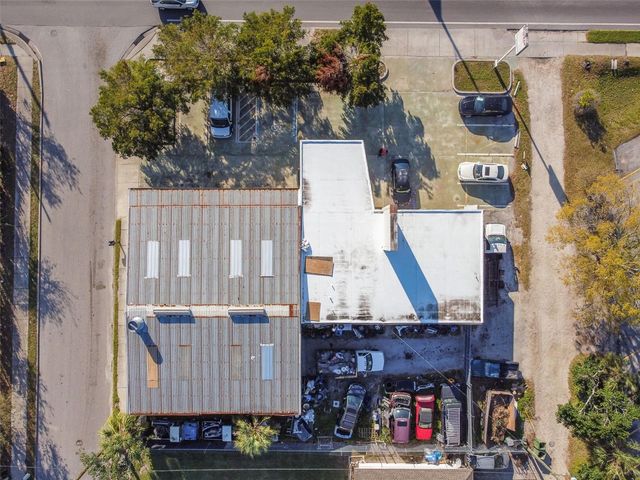 2011 9TH STREET W, Bradenton, FL 34205