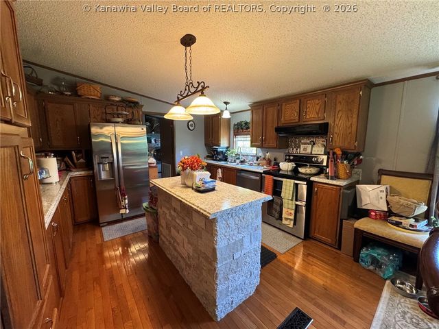 1414 Ossia Road, Duck, WV 25063