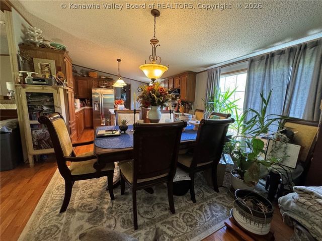 1414 Ossia Road, Duck, WV 25063