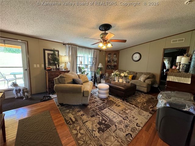 1414 Ossia Road, Duck, WV 25063
