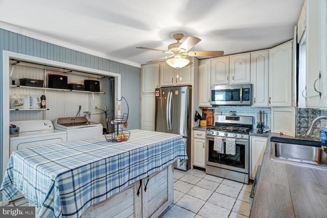112 CAYUGA LAKE DR, Little Egg Harbor Twp, NJ 08087