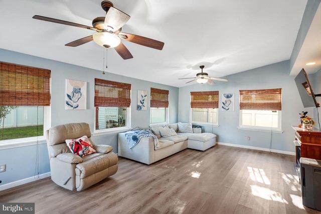 112 CAYUGA LAKE DR, Little Egg Harbor Twp, NJ 08087