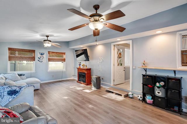 112 CAYUGA LAKE DR, Little Egg Harbor Twp, NJ 08087