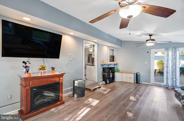 112 CAYUGA LAKE DR, Little Egg Harbor Twp, NJ 08087