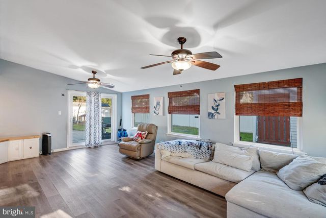 112 CAYUGA LAKE DR, Little Egg Harbor Twp, NJ 08087