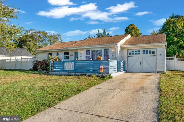 112 CAYUGA LAKE DR, Little Egg Harbor Twp, NJ 08087