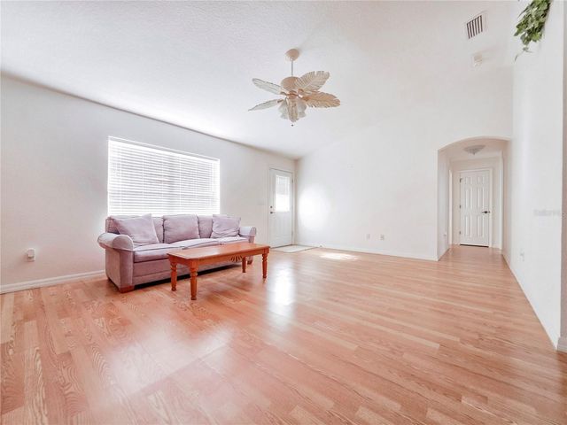 1277 GRANADA AVENUE, Daytona Beach, FL 32117