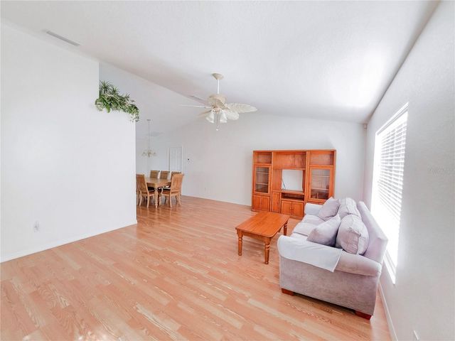 1277 GRANADA AVENUE, Daytona Beach, FL 32117