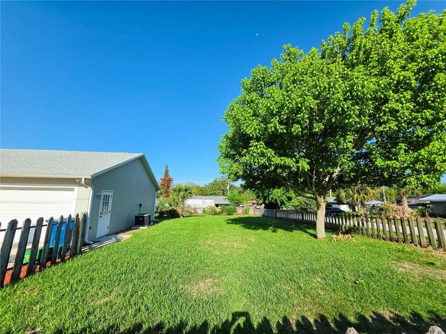 1277 GRANADA AVENUE, Daytona Beach, FL 32117