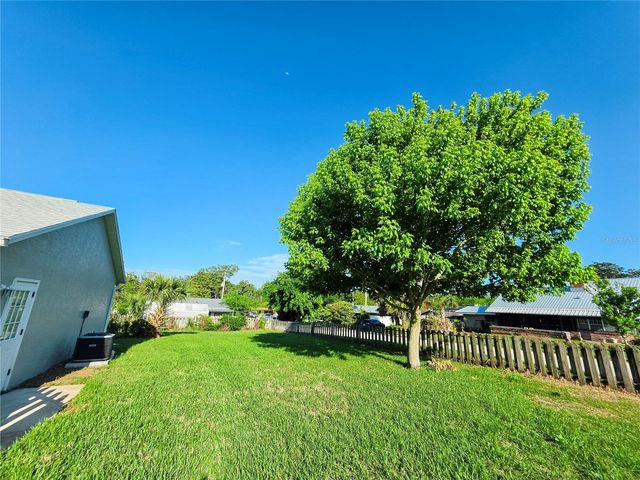 1277 GRANADA AVENUE, Daytona Beach, FL 32117