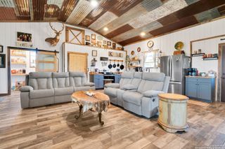 125 Valencia, Kerrville, TX 78028