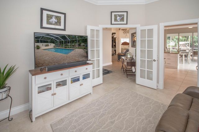 146 Lost Bridge Drive, Palm Beach Gardens, FL 33410