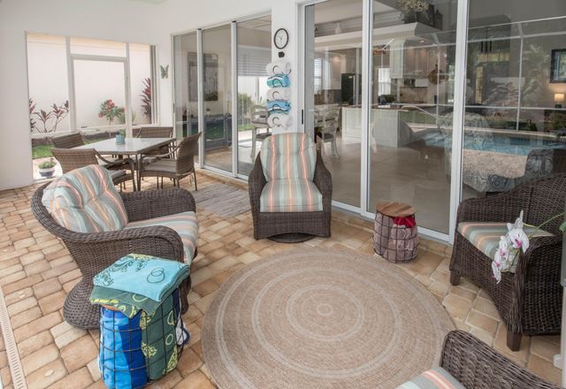 146 Lost Bridge Drive, Palm Beach Gardens, FL 33410