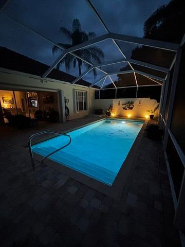146 Lost Bridge Drive, Palm Beach Gardens, FL 33410
