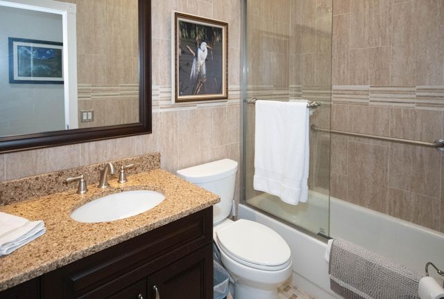 146 Lost Bridge Drive, Palm Beach Gardens, FL 33410