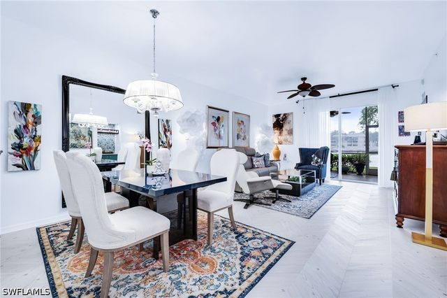 2860 Cypress Trace CIR 1813, Naples, FL 34119