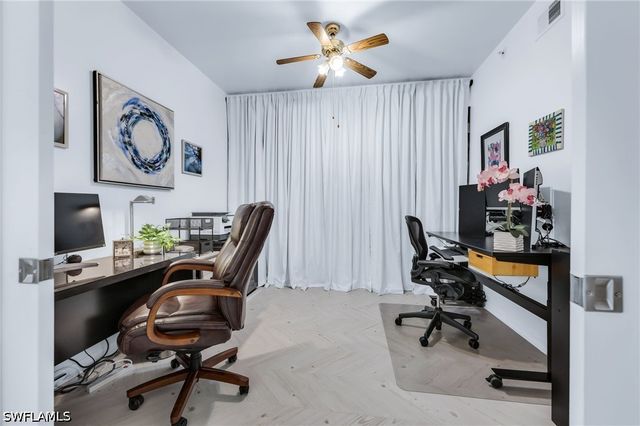 2860 Cypress Trace CIR 1813, Naples, FL 34119