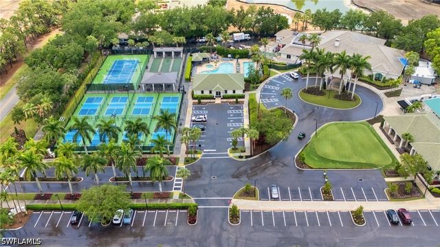 2860 Cypress Trace CIR 1813, Naples, FL 34119