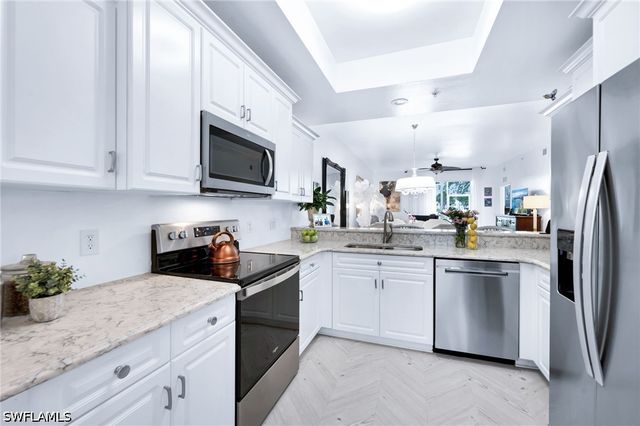 2860 Cypress Trace CIR 1813, Naples, FL 34119