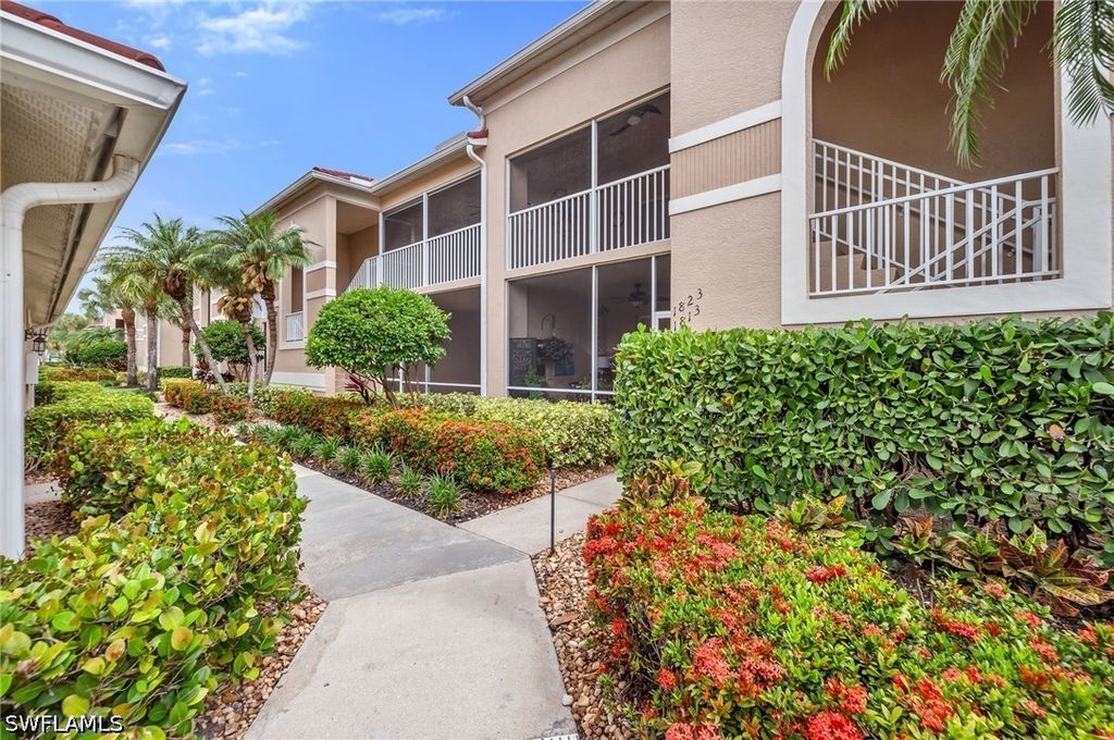 2860 Cypress Trace CIR 1813, Naples, FL 34119