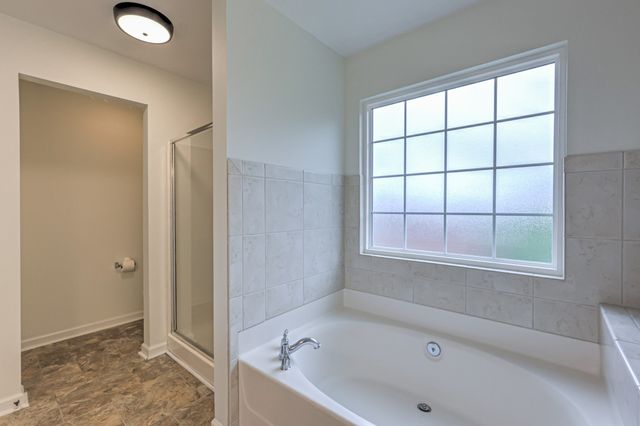 7313 Olmsted Dr, Nashville, TN 37221