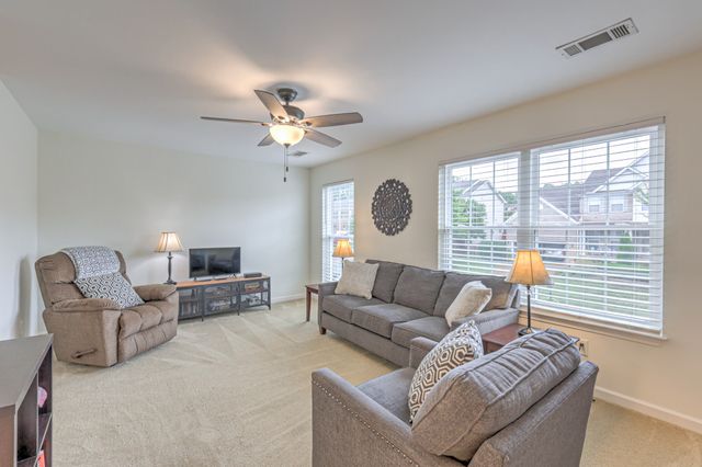 7313 Olmsted Dr, Nashville, TN 37221