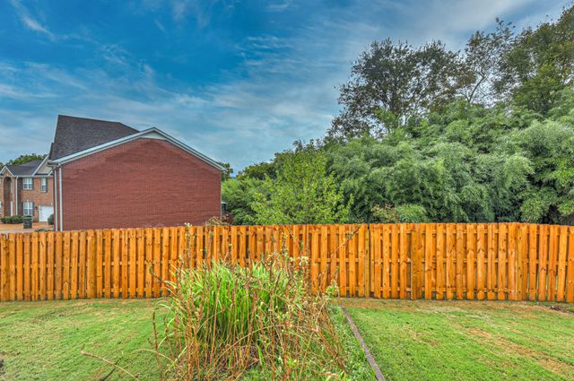 7313 Olmsted Dr, Nashville, TN 37221